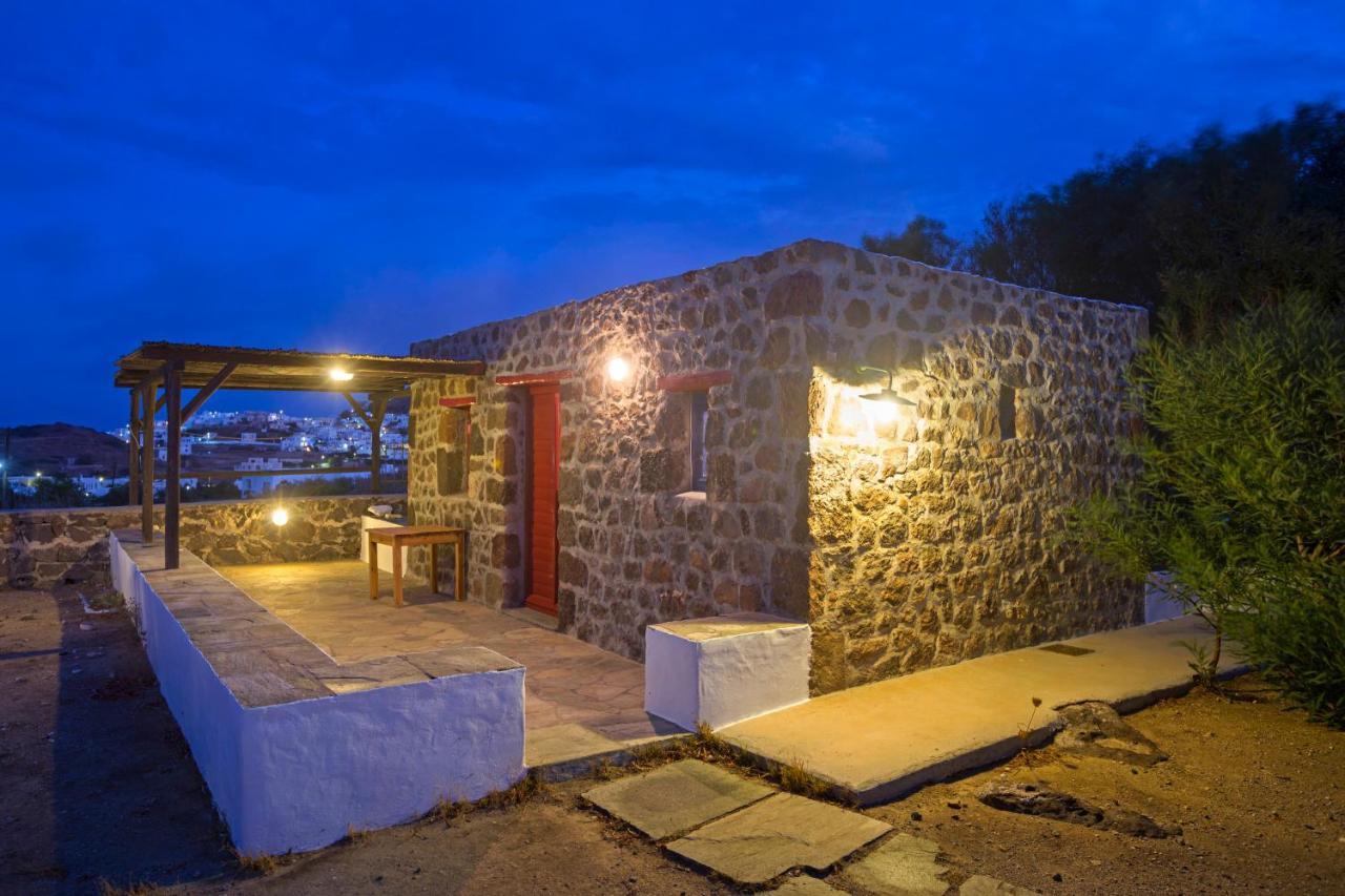 Marketos Windmill And Houses Trypiti Bagian luar foto